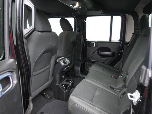 Used 2021 Jeep Gladiator Sport image 26