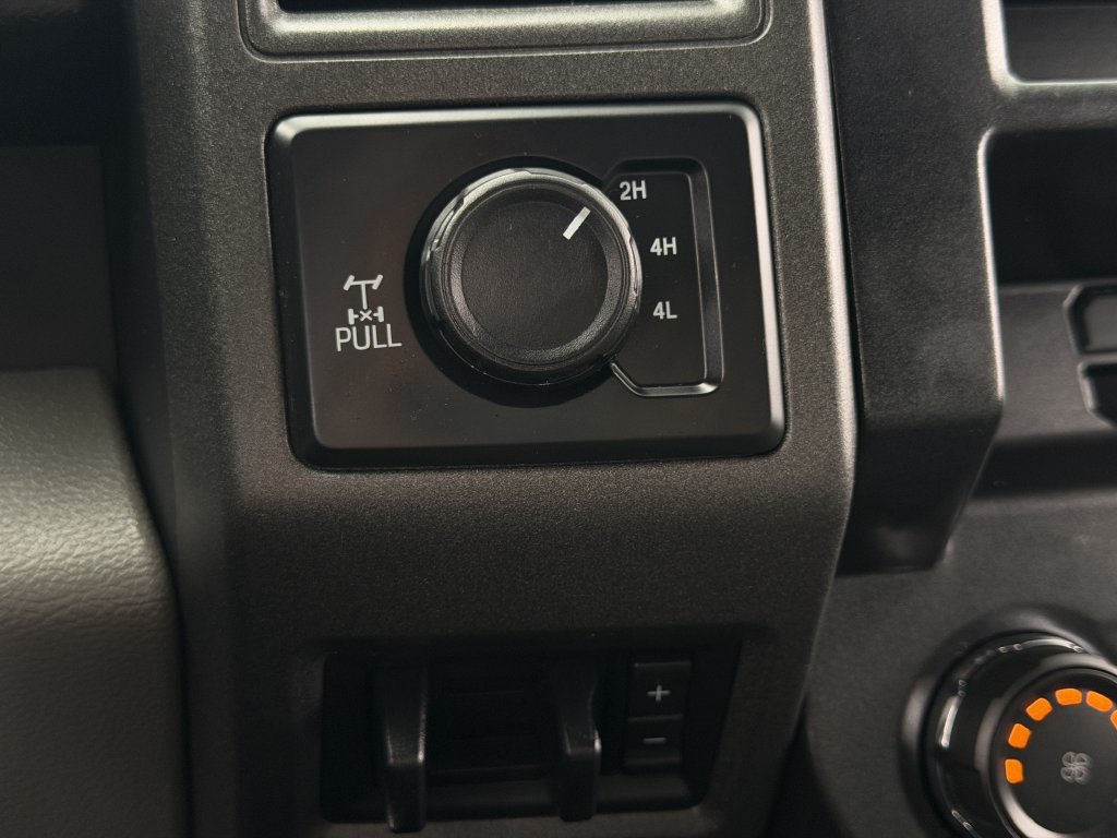 Used 2018 Ford F250 XL w/ STX Appearance Package AWD/4WD image 23