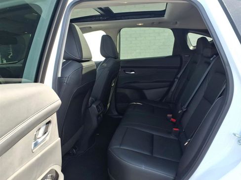 Used 2025 Nissan Murano SL image 13