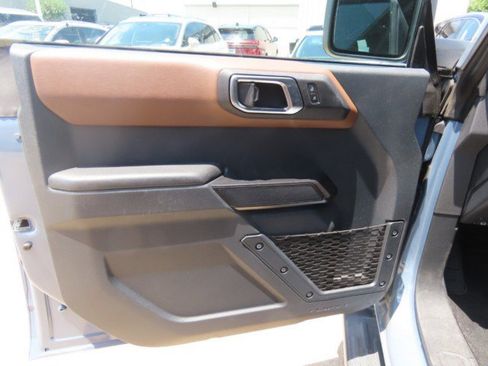 Used 2024 Ford Bronco Outer Banks AWD/4WD image 22