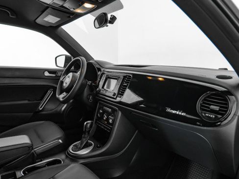 Used 2016 Volkswagen Beetle 1.8T image 10