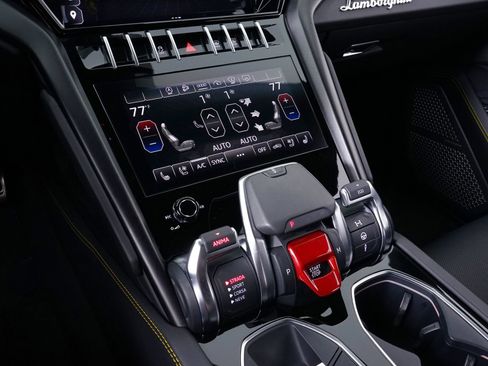 Used 2023 Lamborghini Urus S AWD/4WD image 30