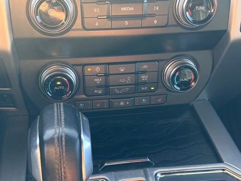 Used 2020 Ford F150 Platinum w/ Equipment Group 701A Luxury image 10