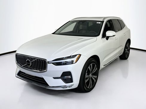 Used 2022 Volvo XC60 B5 Inscription w/ Protection Package Premier image 1