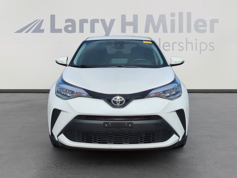 Used 2020 Toyota C-HR LE image 8