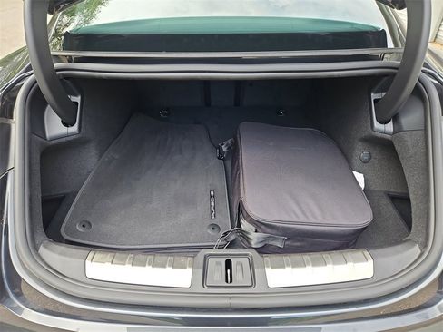 Certified 2025 Porsche Taycan image 39