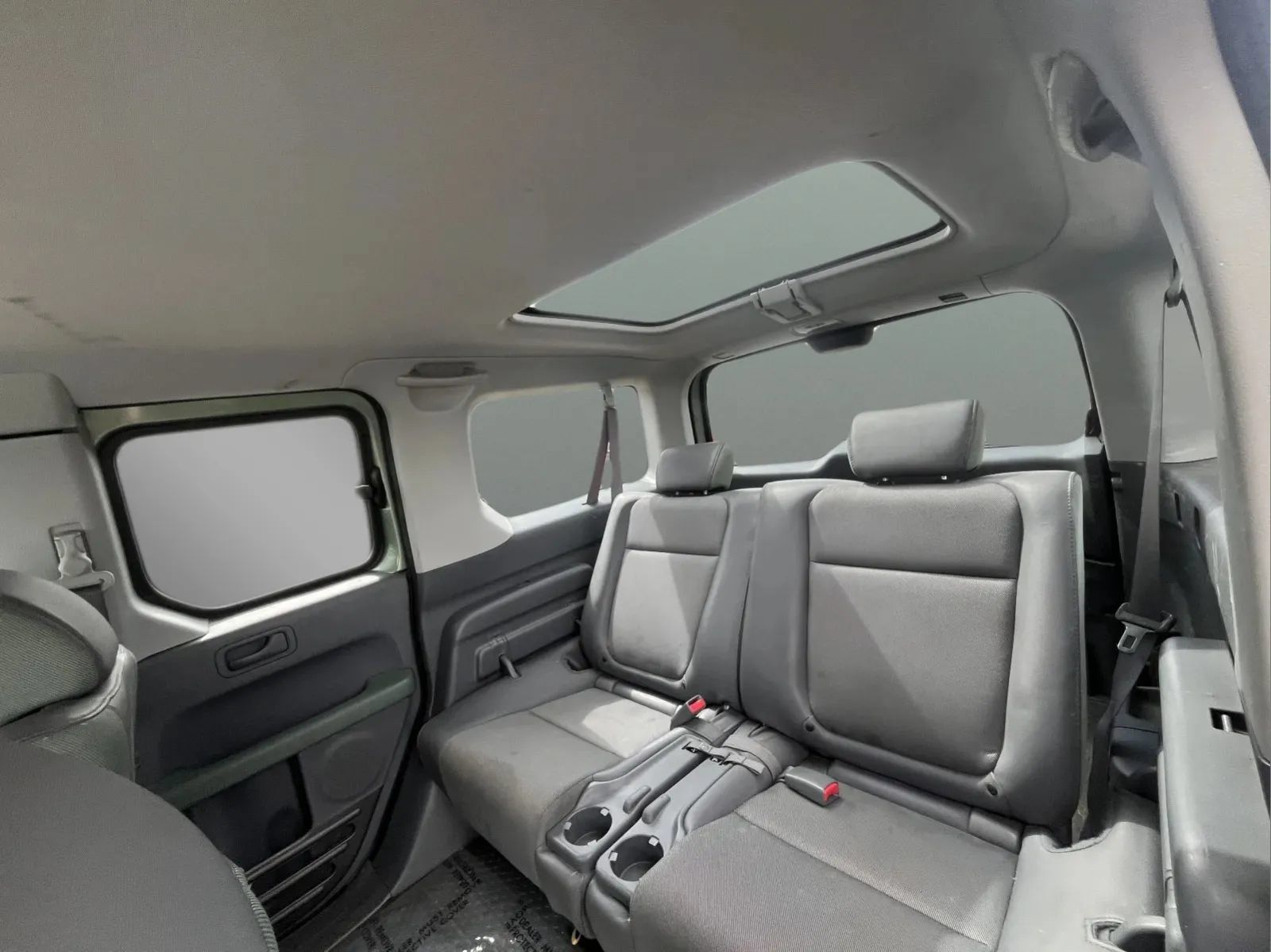 Used 2004 Honda Element EX image 13
