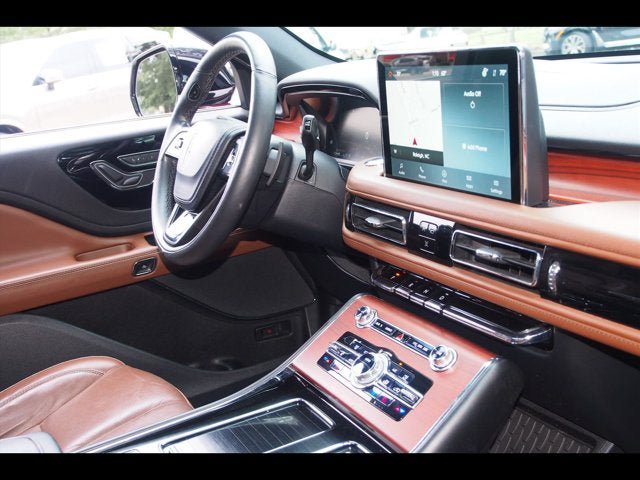 Used 2022 Lincoln Aviator Reserve w/ Elements Package Plus RWD image 10