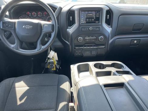 Used 2019 Chevrolet Silverado 1500 Custom Trail Boss w/ Custom Convenience Package AWD/4WD image 15