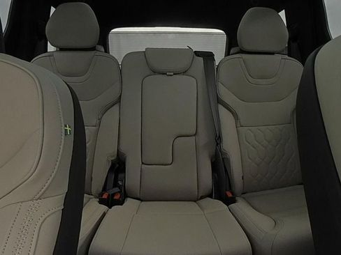 New 2025 Volvo EX90 Ultra image 31