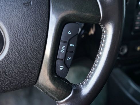 Used 2016 Chevrolet Express 2500 Extended image 24