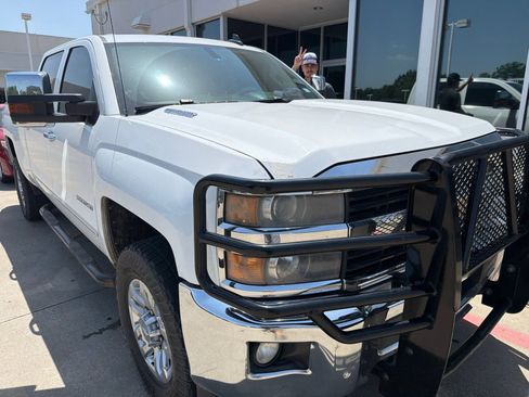 Used 2016 Chevrolet Silverado 2500 LTZ w/ Duramax Plus Package AWD/4WD image 4