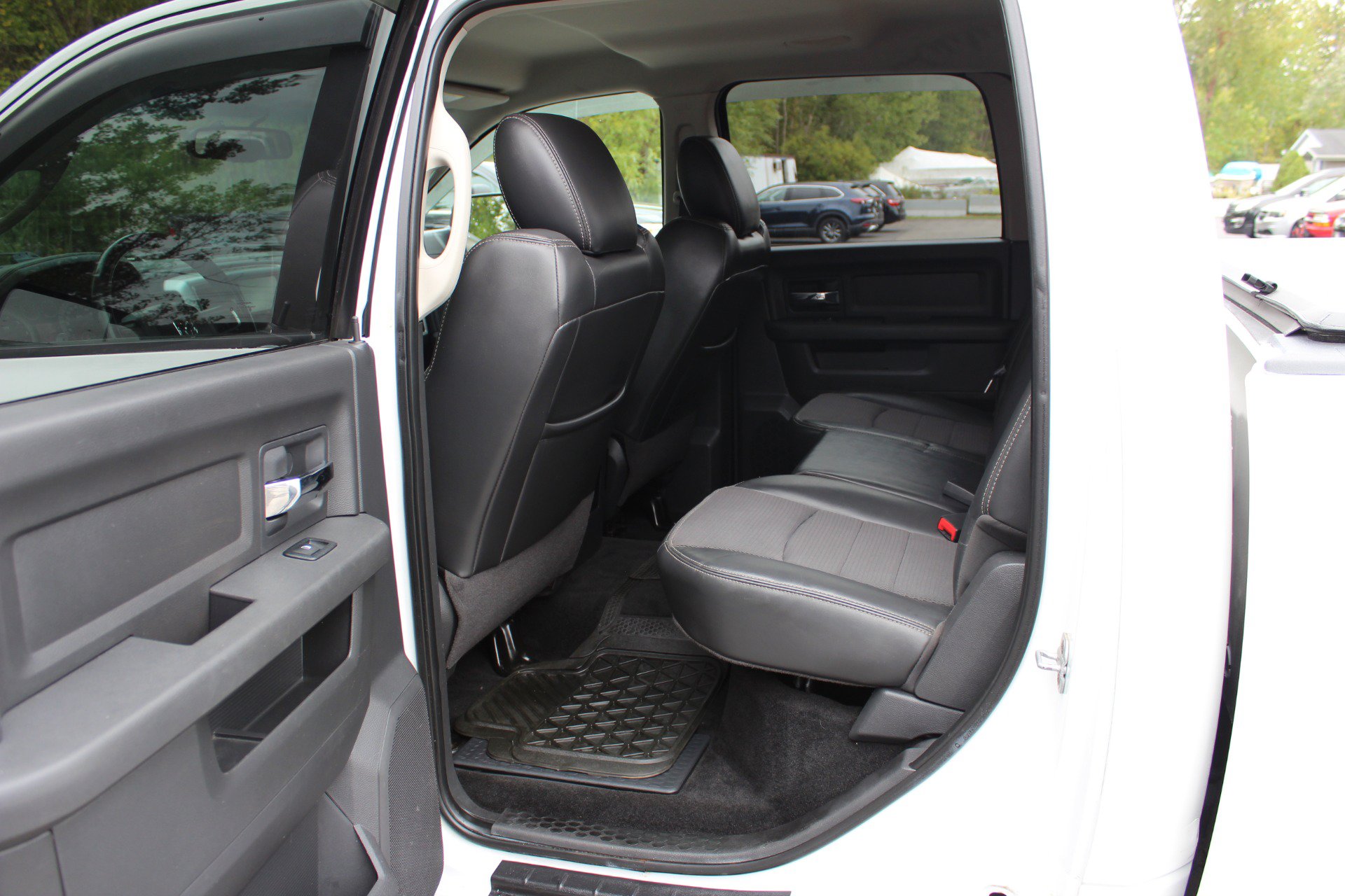 Used 2011 RAM 1500 Sport w/ Sport Premium Group AWD/4WD image 31