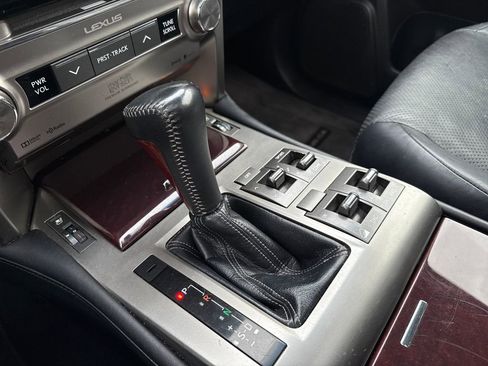 Used 2014 Lexus GX 460 Luxury image 30