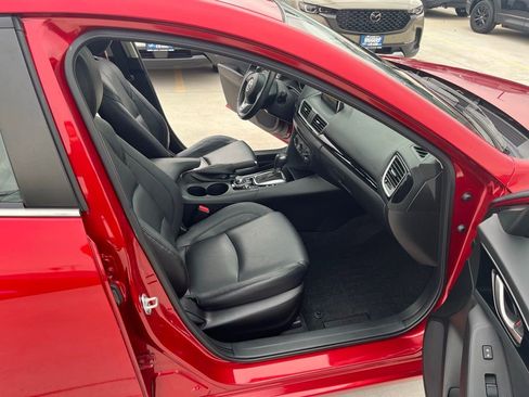 Used 2016 MAZDA MAZDA3 i Touring image 15