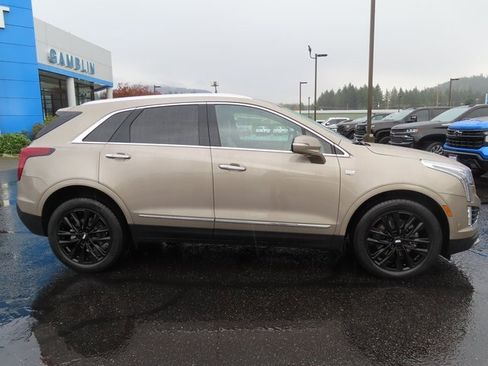Used 2023 Cadillac XT5 Premium Luxury w/ Technology Package image 8