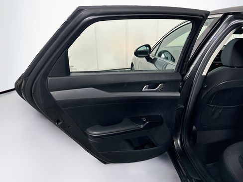 Used 2025 Kia K5 LXS image 25