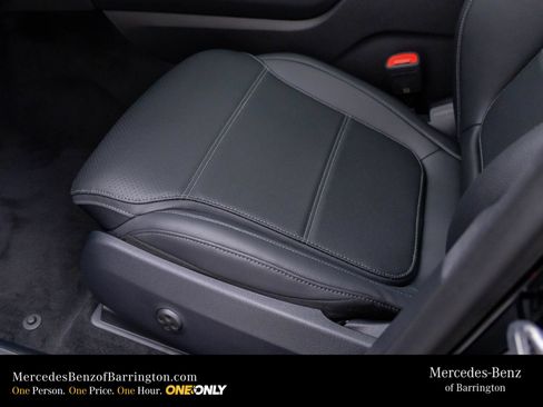 New 2026 Mercedes-Benz GLC 300 4MATIC image 17