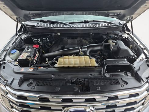 Used 2020 Ford Expedition Limited image 31