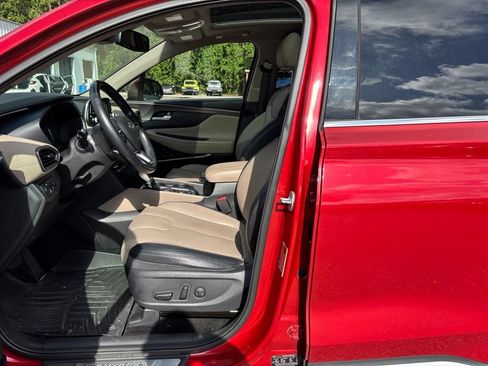Used 2019 Hyundai Santa Fe Limited FWD image 12