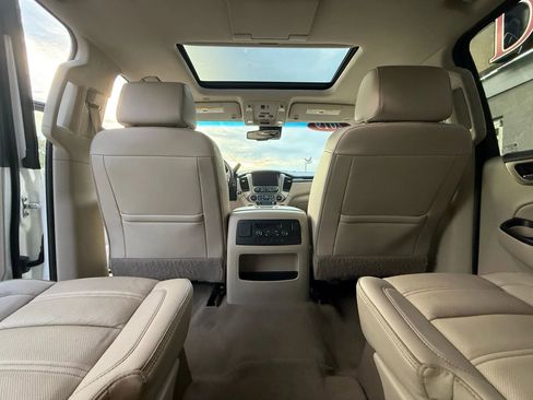 Used 2019 GMC Yukon XL Denali w/ Denali Ultimate Package image 12