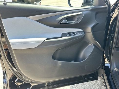 New 2025 Buick Envista Preferred image 16