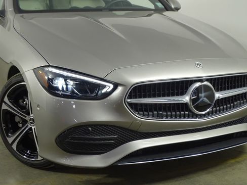 Used 2023 Mercedes-Benz C 300 Sedan image 45