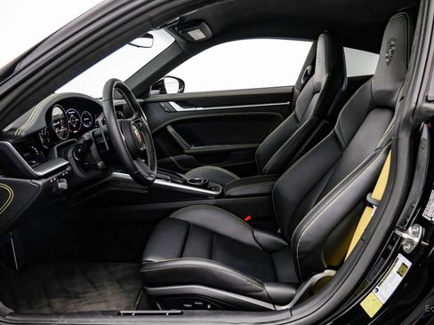 Used 2024 Porsche 911 Turbo S image 34