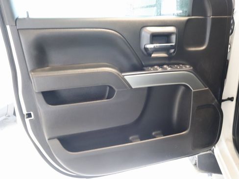 Used 2015 Chevrolet Silverado 2500 LT w/ LT Convenience Package image 11