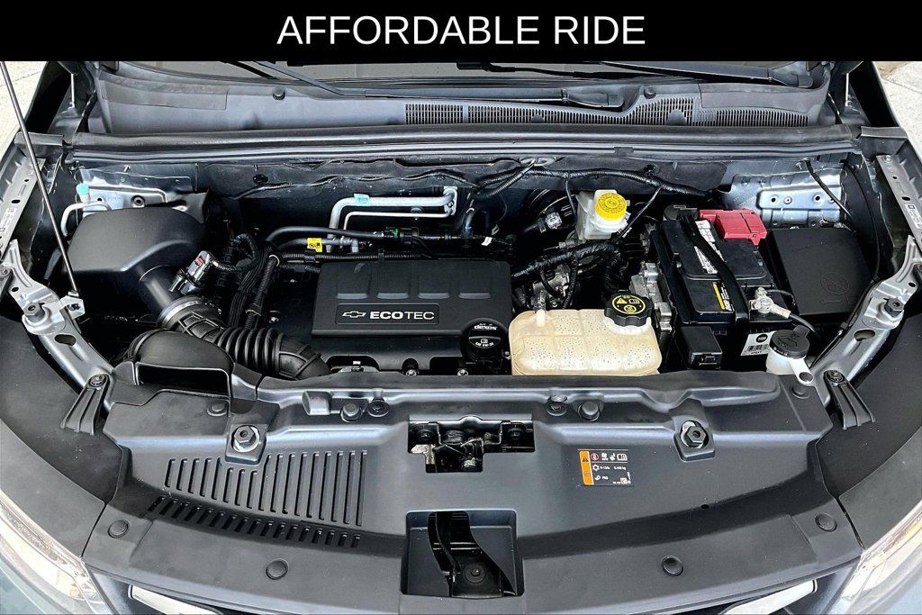 Used 2020 Chevrolet Trax LS w/ Tint and Cruise Package FWD image 11