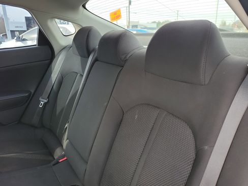 Used 2020 Kia Optima LX image 10