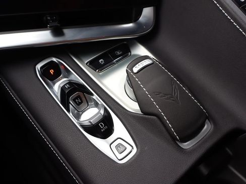 Used 2024 Chevrolet Corvette Stingray w/ Z51 Performance Package image 17