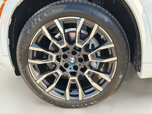 Used 2024 BMW X5 sDrive40i w/ M Sport Package image 41