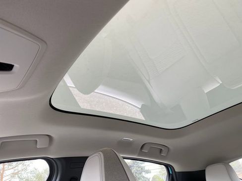 New 2026 Nissan Leaf Platinum+ image 24