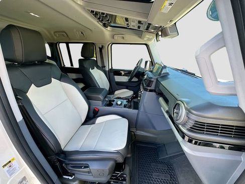 Used 2025 INEOS Grenadier Fieldmaster Edition image 26