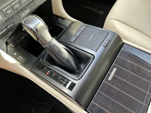 Used 2023 Lexus GX 460 Premium image 15