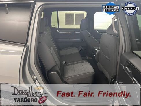 Used 2025 GMC Acadia Elevation image 40