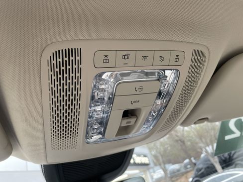 Certified 2022 Mercedes-Benz GLE 350 4MATIC image 36