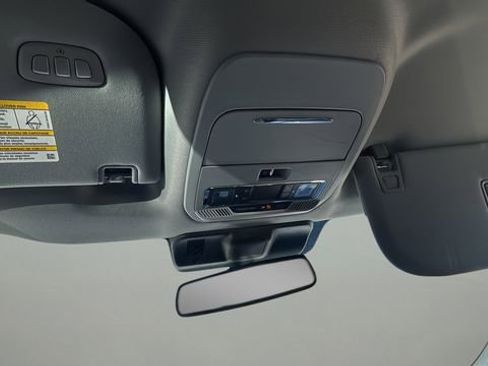 Used 2023 Ford F150 Lariat w/ Trailer Tow Package image 27