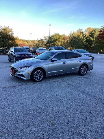 Used 2021 Hyundai Sonata SEL FWD image 2