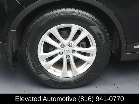 Used 2017 INFINITI QX70 AWD image 5