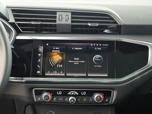 New 2025 Audi Q3 2.0T Premium image 19