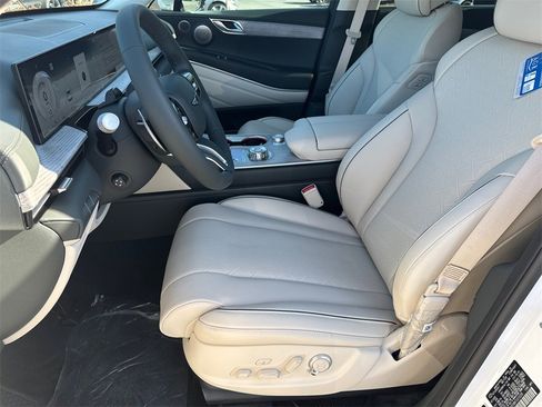 New 2026 Genesis GV80 2.5T Prestige image 9