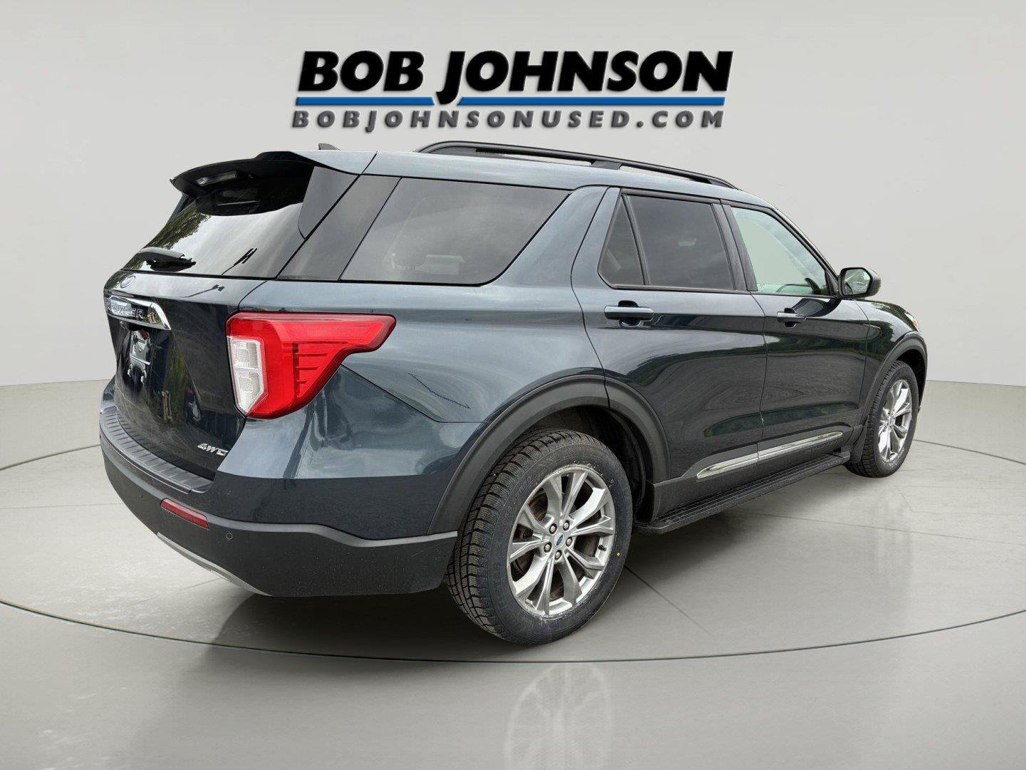 Used 2022 Ford Explorer XLT w/ Equipment Group 202A AWD/4WD image 7