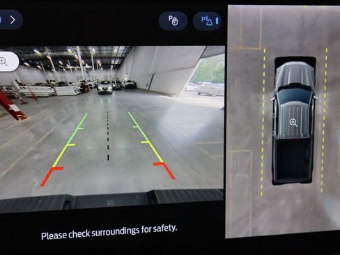 Used 2024 Ford F150 XLT w/ Mobile Office Package image 10