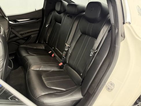 Used 2019 Maserati Ghibli S GranSport RWD image 24