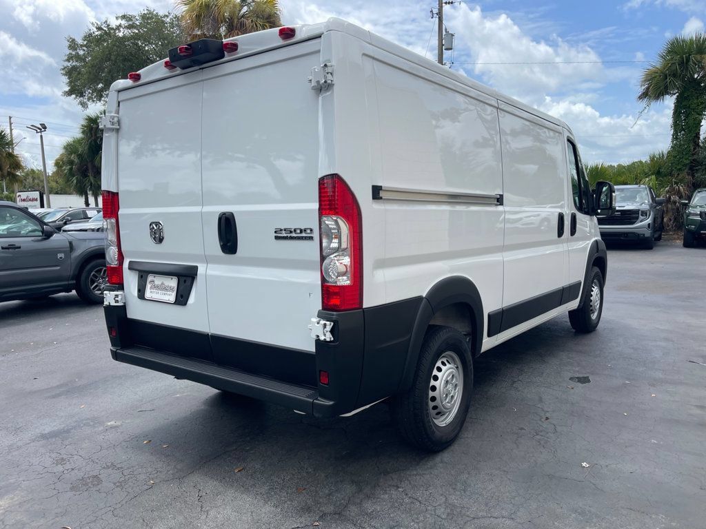 Used 2025 RAM ProMaster 2500 w/ Convenience Group FWD image 6