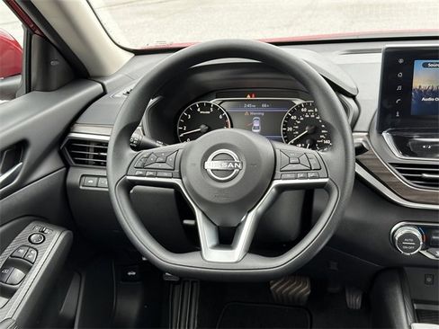 New 2025 Nissan Altima 2.5 SV w/ SV Special Edition Package image 18