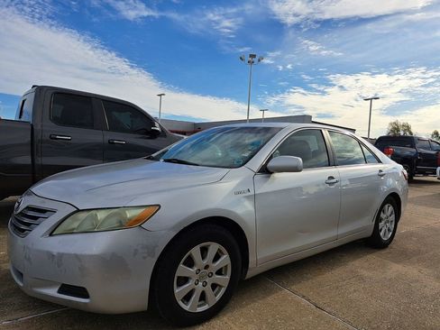 Used 2009 Toyota Camry Hybrid image 2