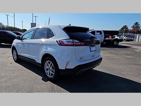 Used 2024 Ford Edge SEL image 30